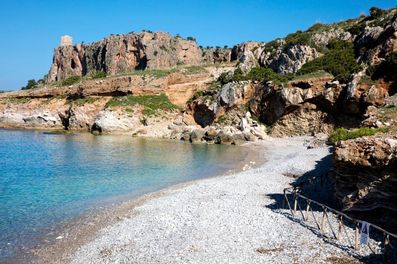Perla Di Mare Appartamenti Кастеллуццо Экстерьер фото